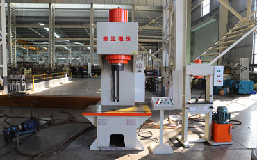 200噸單臂液壓機(jī)多少錢(qián)？